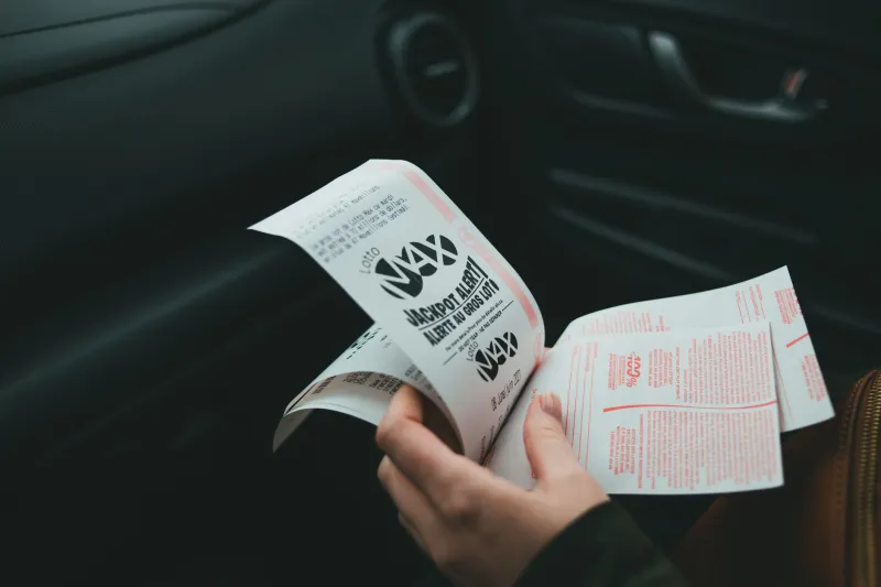 Tiny Wins, Big Hooks: The Surprising Reason Small Scratch Payouts Keep You Coming Back